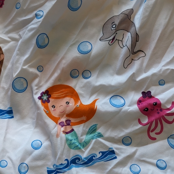 Mermaid toddler sheets - Picture 5 of 9